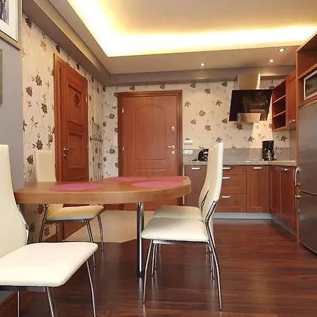 Apartment Cicha Woda